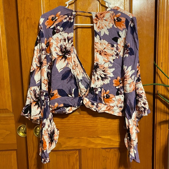 Charlotte Russe floral crop top size xL - Picture 3 of 5